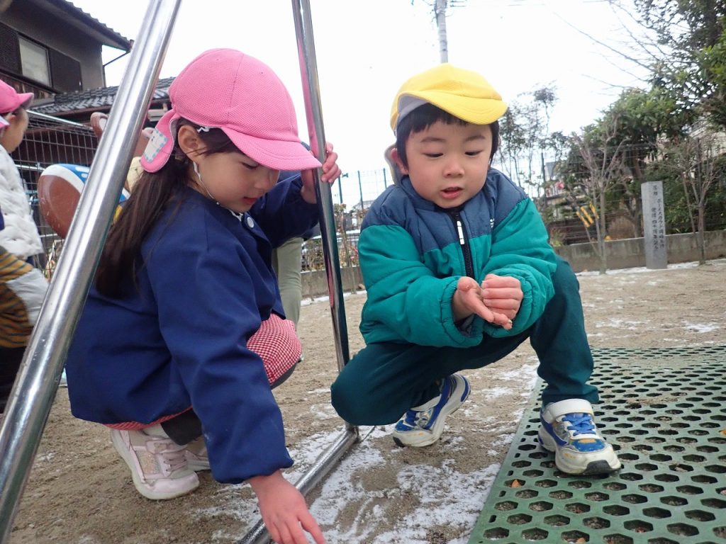 ゆきや　こんこ♪
